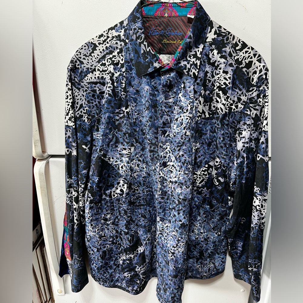 Men’s Robert Graham limited edition 4XL classic fit shirt